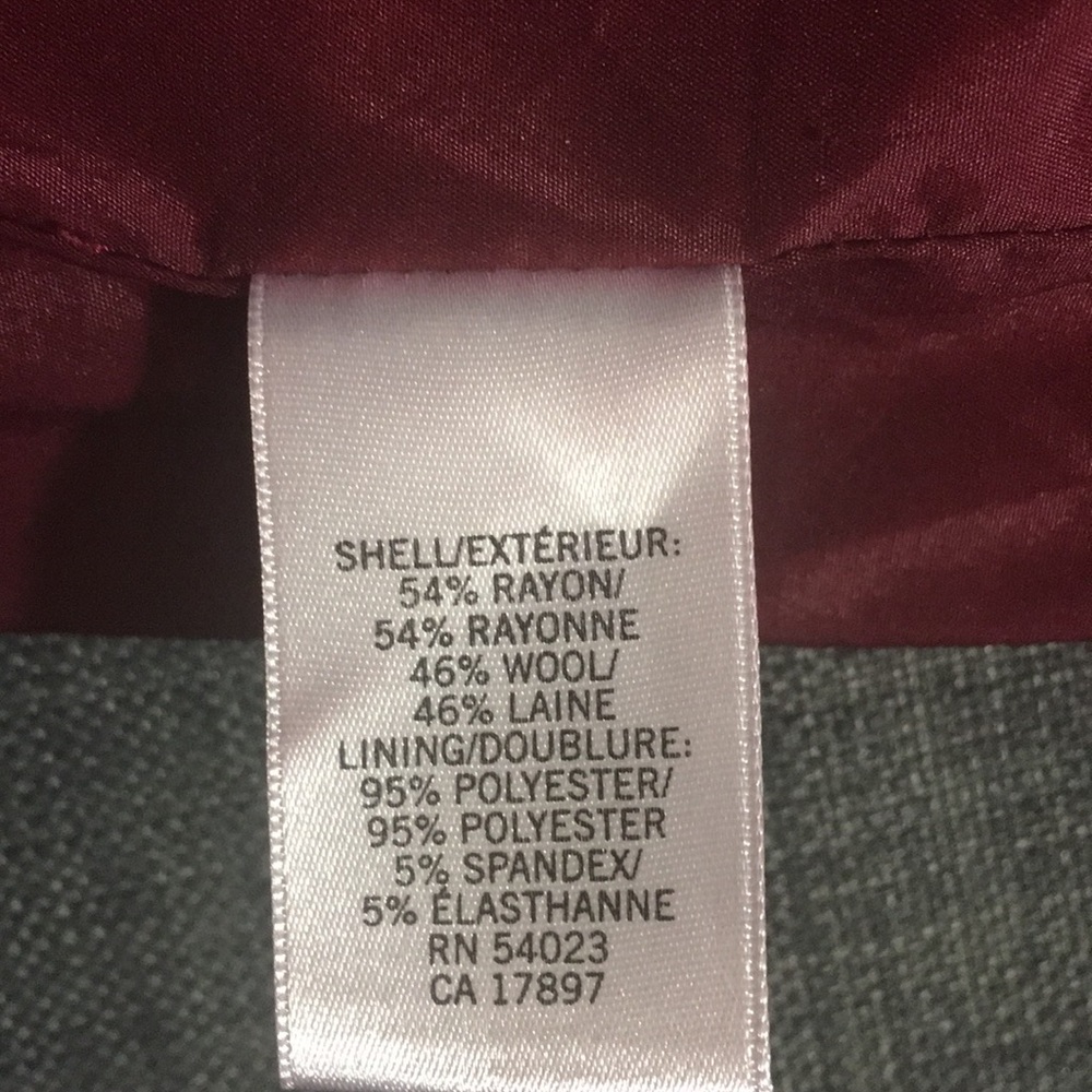 ✨Last chance✨Banana Republic Burgundy Skirt - Picture 4 of 5